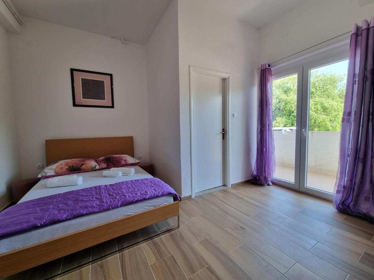 Rooms Slavica Okrug Gornji Exterior photo