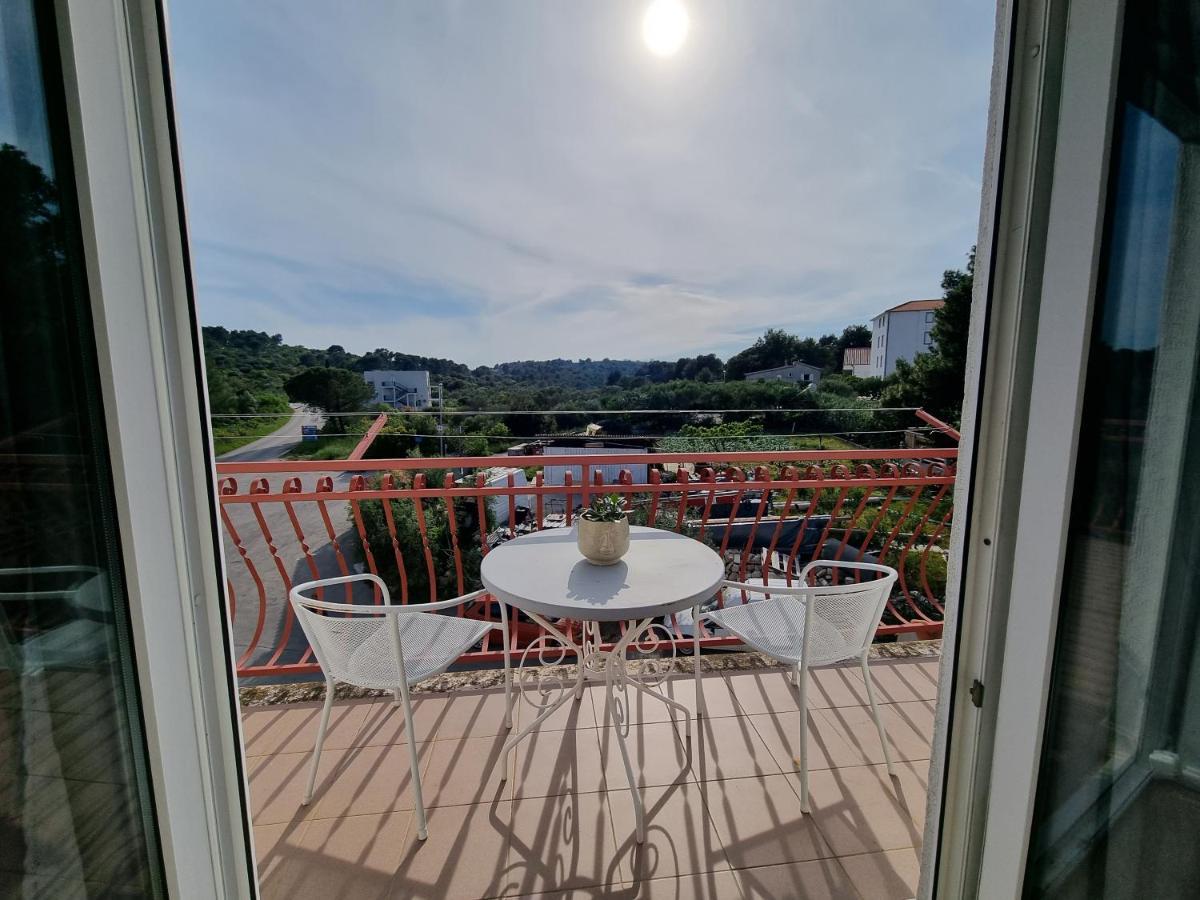 Rooms Slavica Okrug Gornji Exterior photo