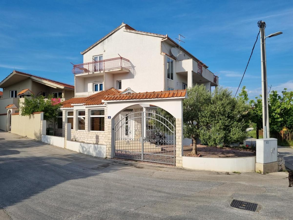 Rooms Slavica Okrug Gornji Exterior photo